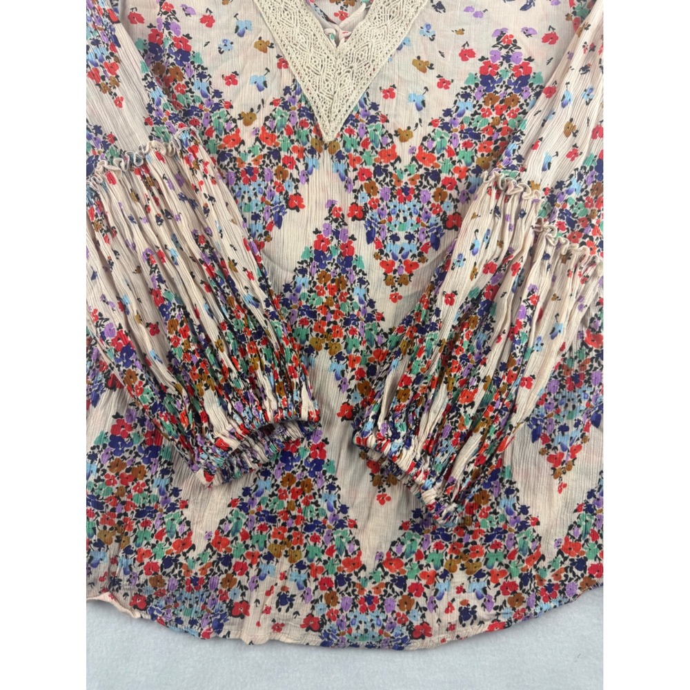 Democracy Floral Print Long Sleeve Tunic Top with Crochet Trim Medium - Picture 2 of 10